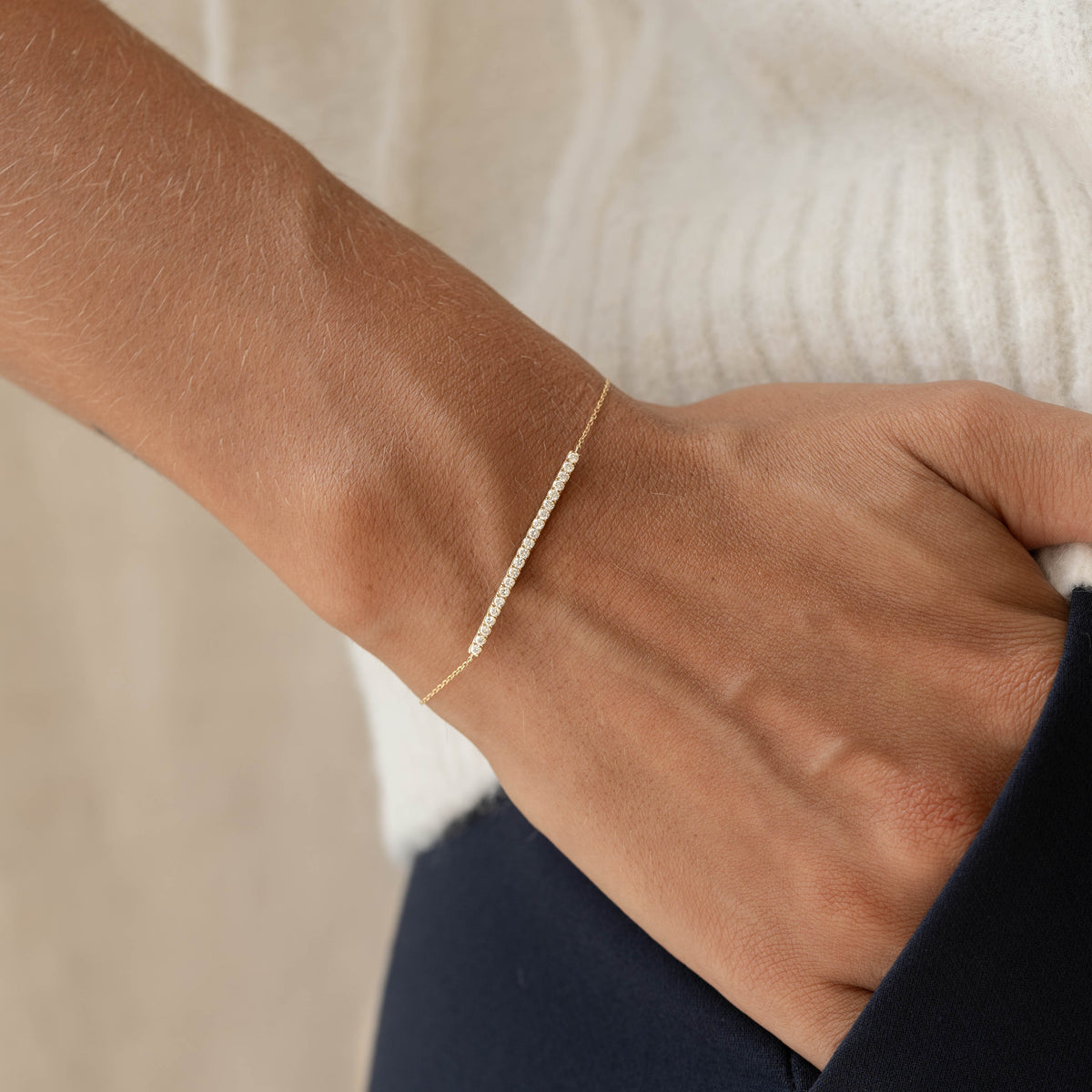 Diamond Curved Bar Bracelet 14k Gold - Vivienne
