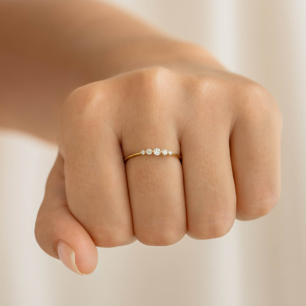 Graduated Diamond Ring 14k Gold - Dahlia