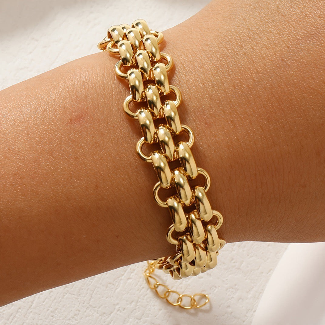 14K gold bracelet personalized fashion design