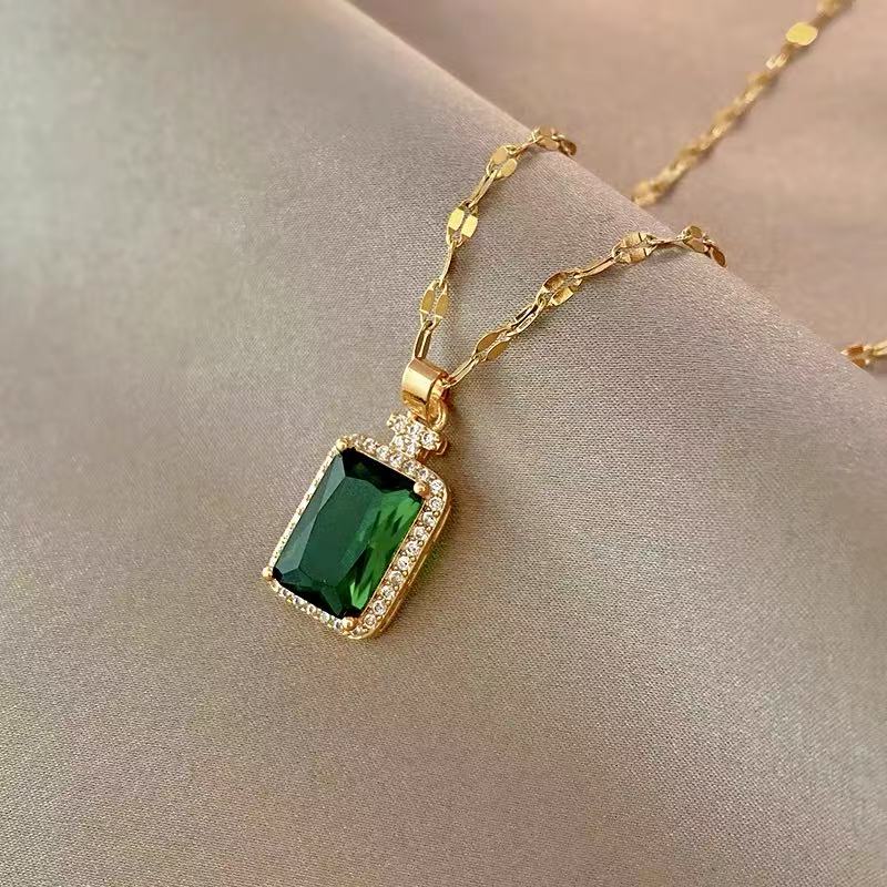 14K Gold Luxe Emerald Necklace