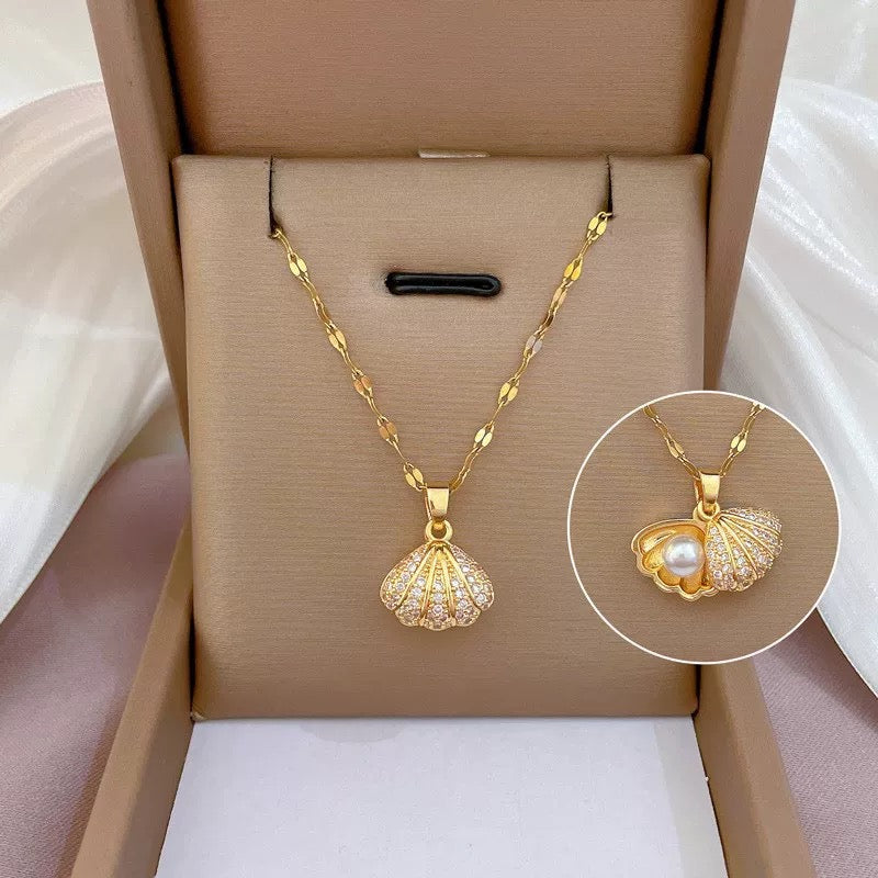 14k seashell pendant necklace