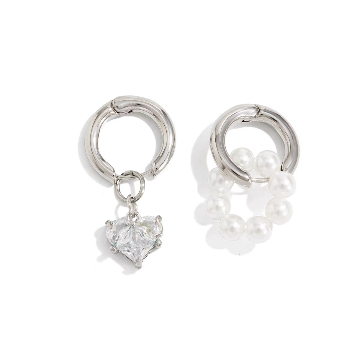 14K Gold Trendy Asymmetrical Heart Earrings with Pearls & Diamonds