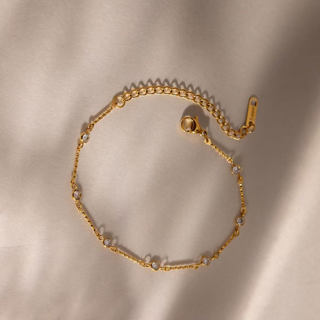 Dainty 18K Gold Zircon Bracelet, Niche Design Versatile Bangle for Women