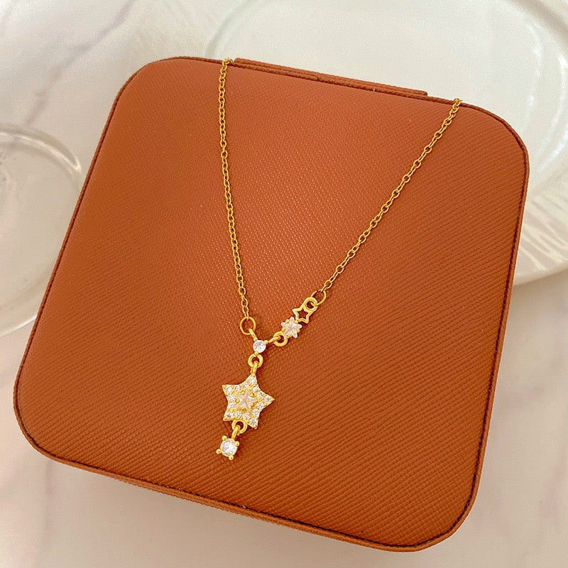 18K Gold Micro Paved Zircon Lucky Star Necklace, Sweet Fairy Temperament