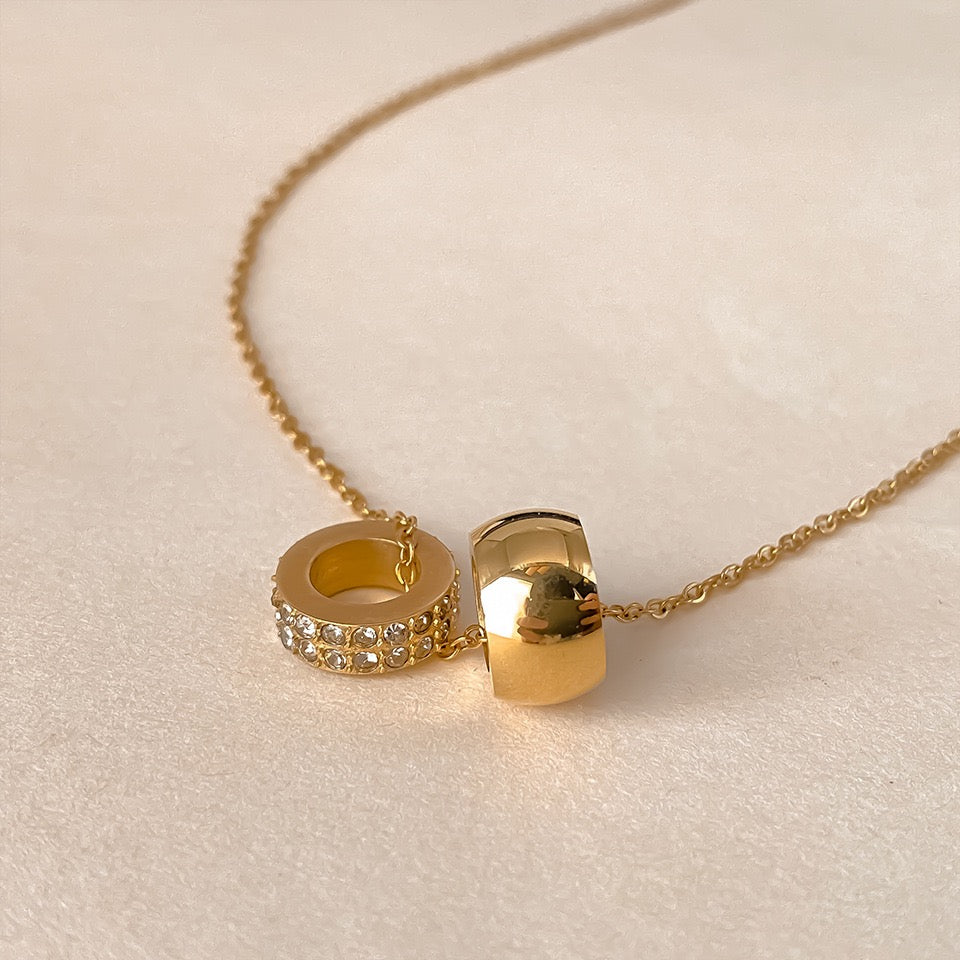 14K Gold Rhinestone Inlaid Narrow Band Ring & Wide Circle Double Pendant Versatile Necklace