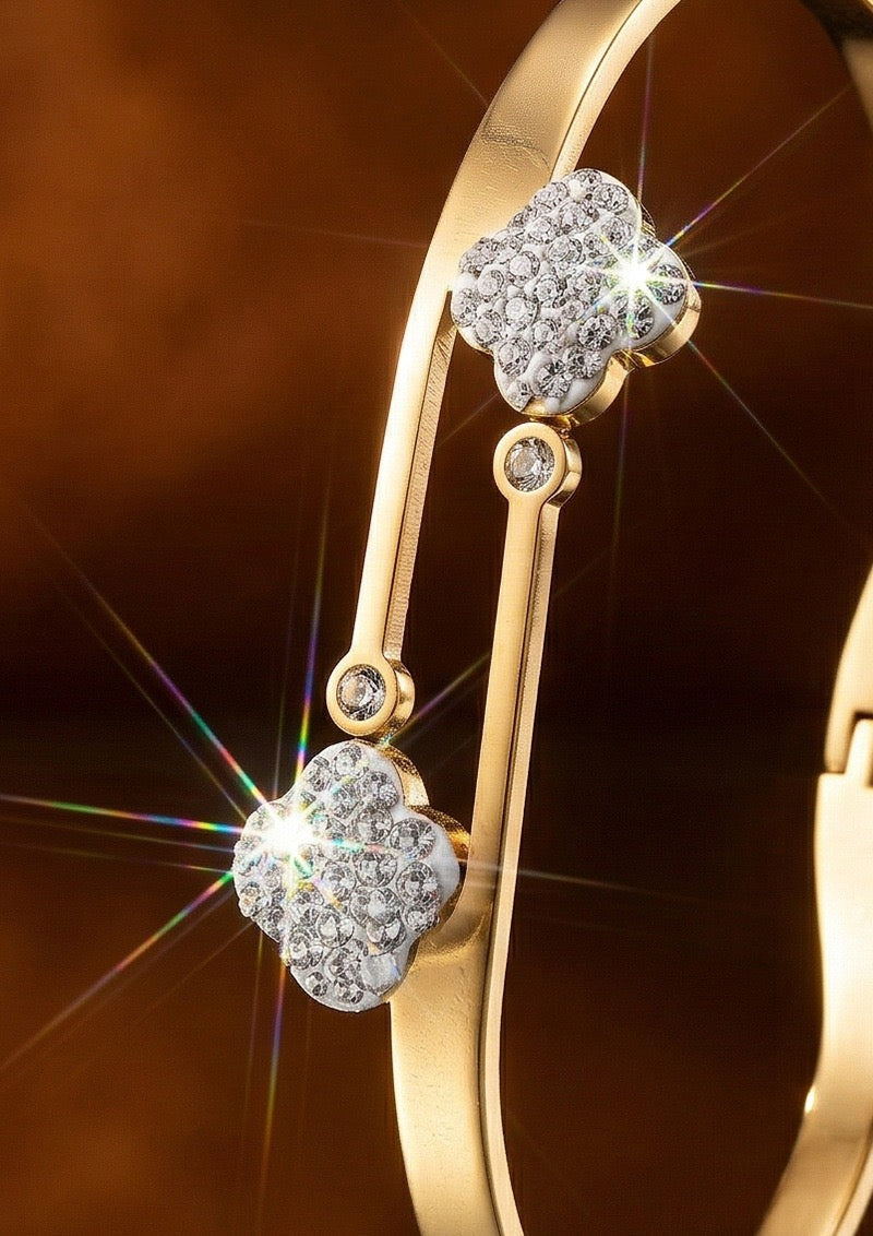 18K Gold CZ Unique Four-Leaf Clover Bracelet
