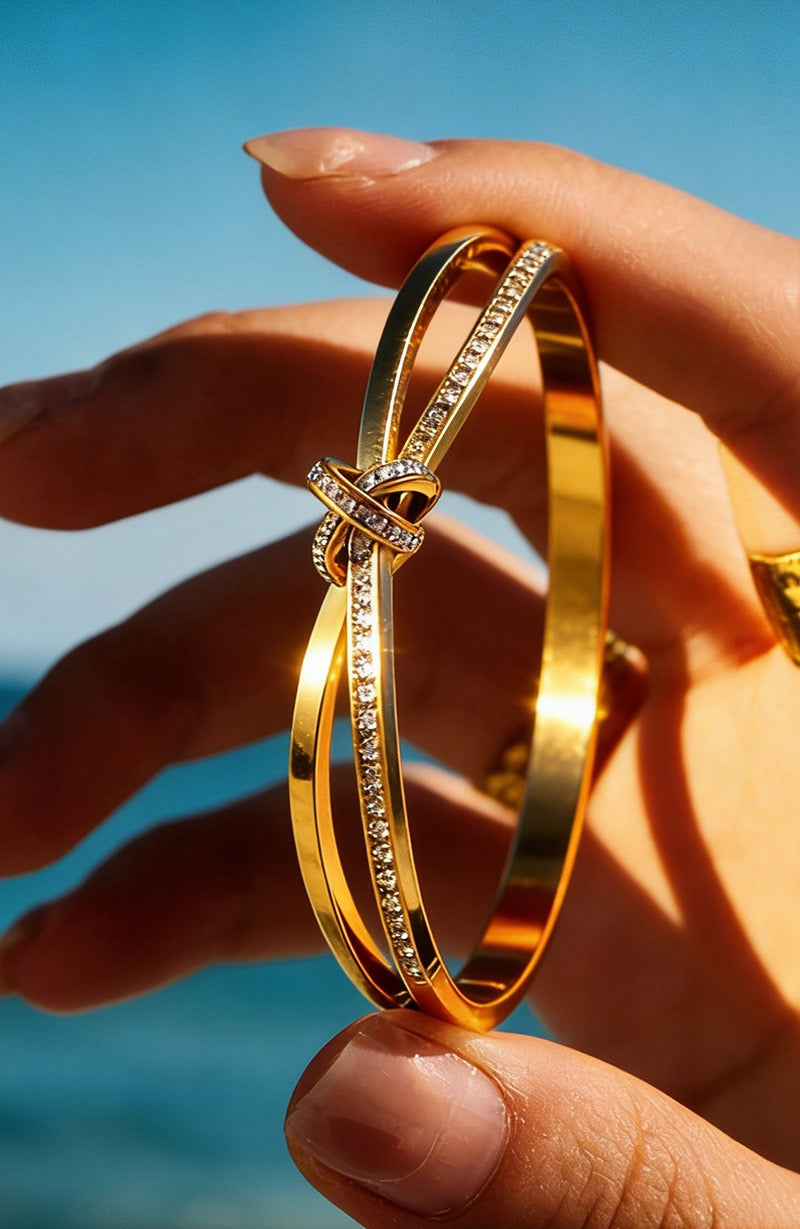 18K Gold CZ Diamond Knot Bracelet