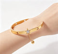 18K Gold Minimalist Star Bangle
