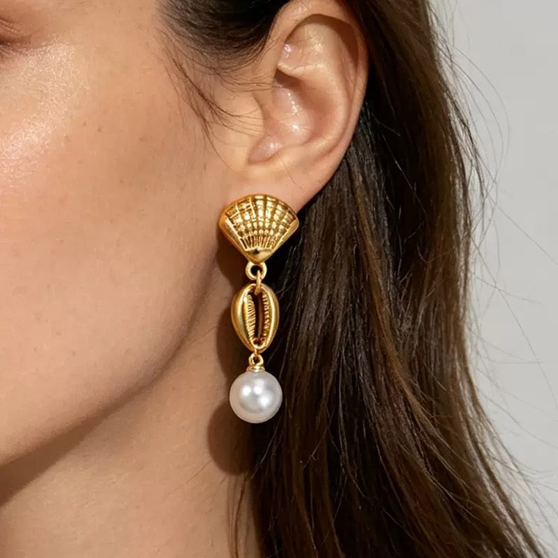18K Gold Minimalist Starfish Conch Spliced Tassel Stud Earrings