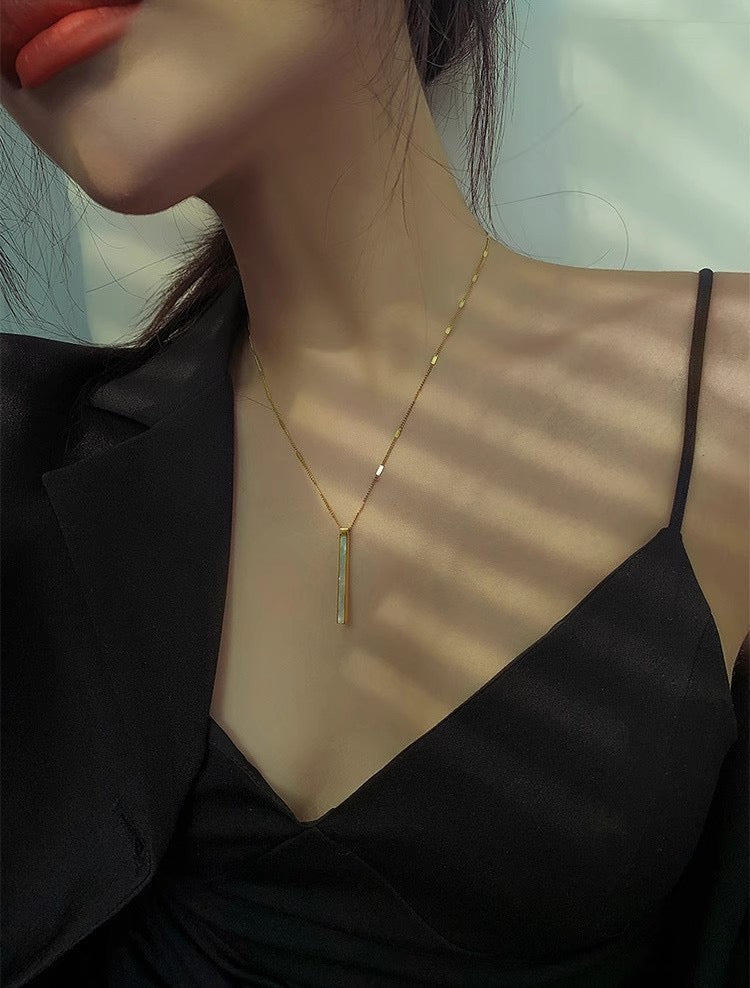 18K Gold Niche Simple Mother of Pearl Long Necklace