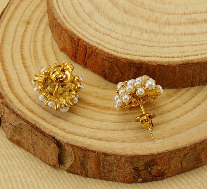 18K Gold Retro Sunflower Pearl Earrings