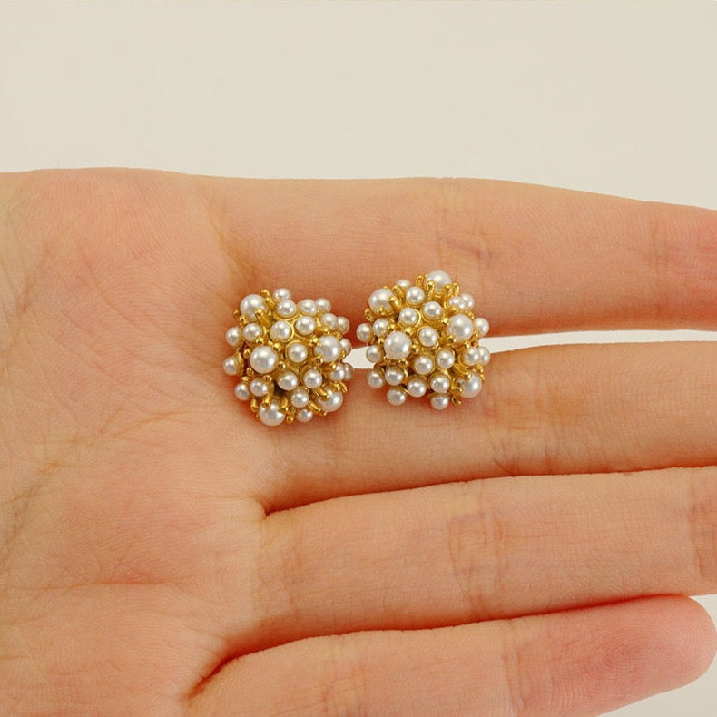 18K Gold Retro Sunflower Pearl Earrings