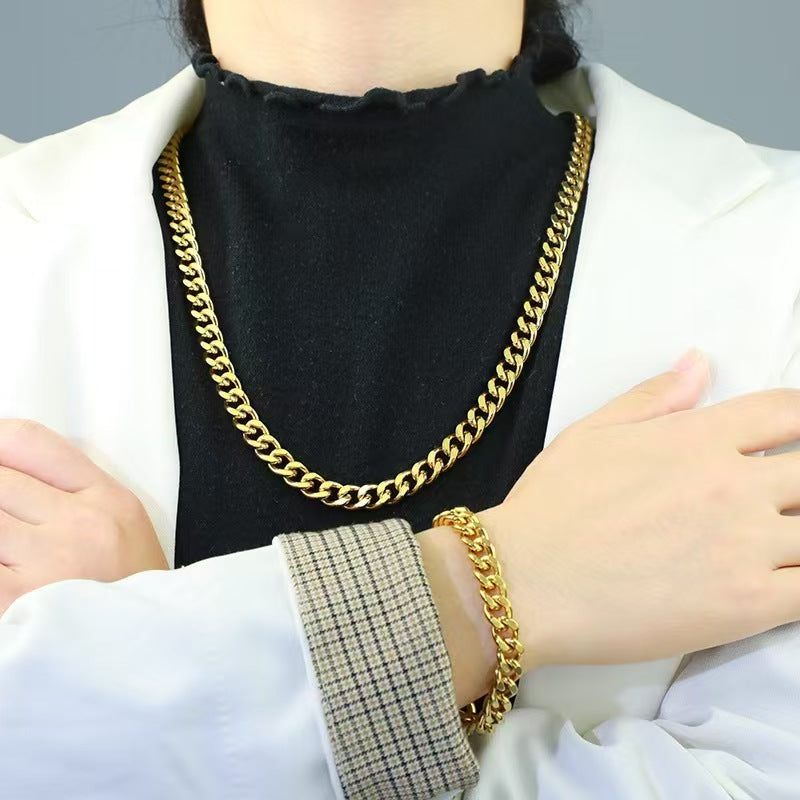 18K Gold Men's NK Side Necklace
