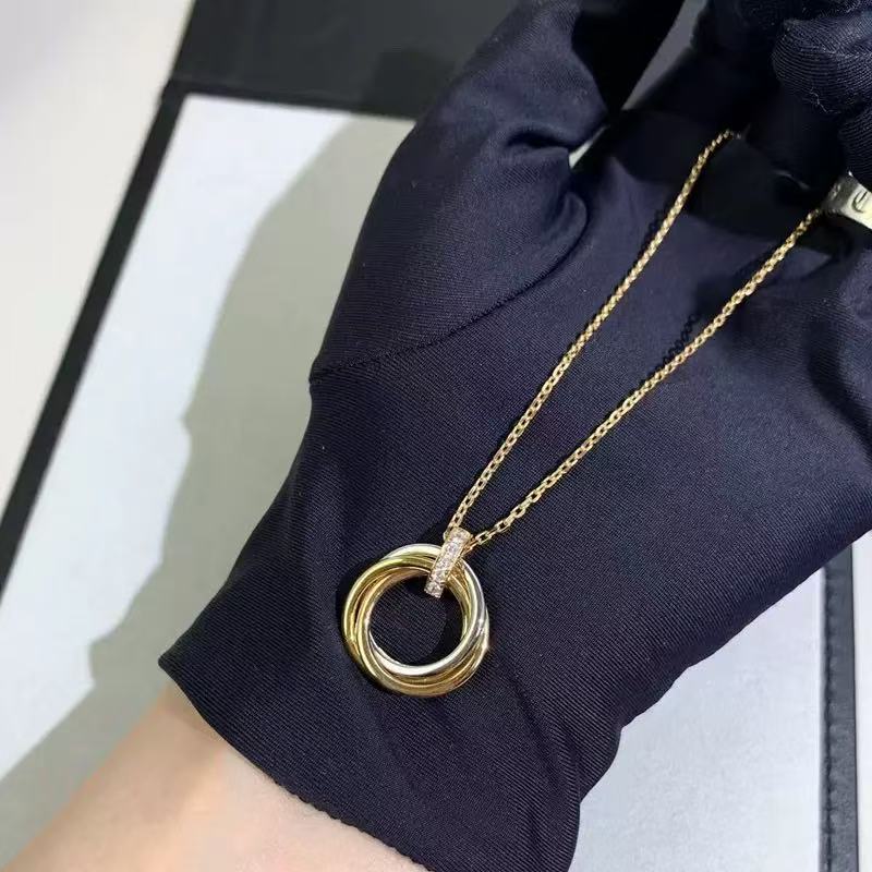 Interlocking Triple Circle Gold Chain