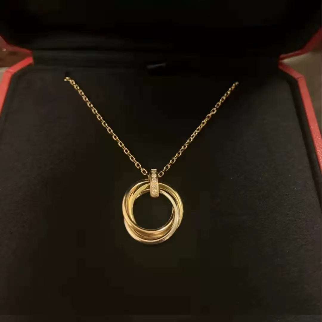 Interlocking Triple Circle Gold Chain