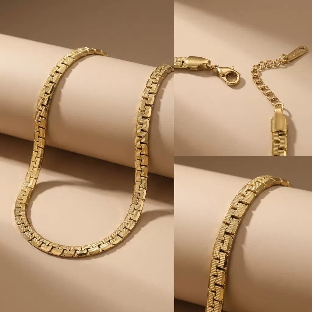 18k Gold Snake Bone Bracelet