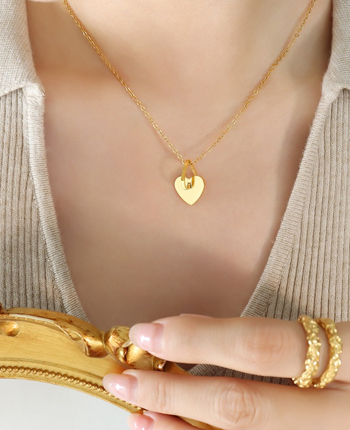 18K Gold Hollow Heart Spliced Pendant Necklace, INS Stylish Design
