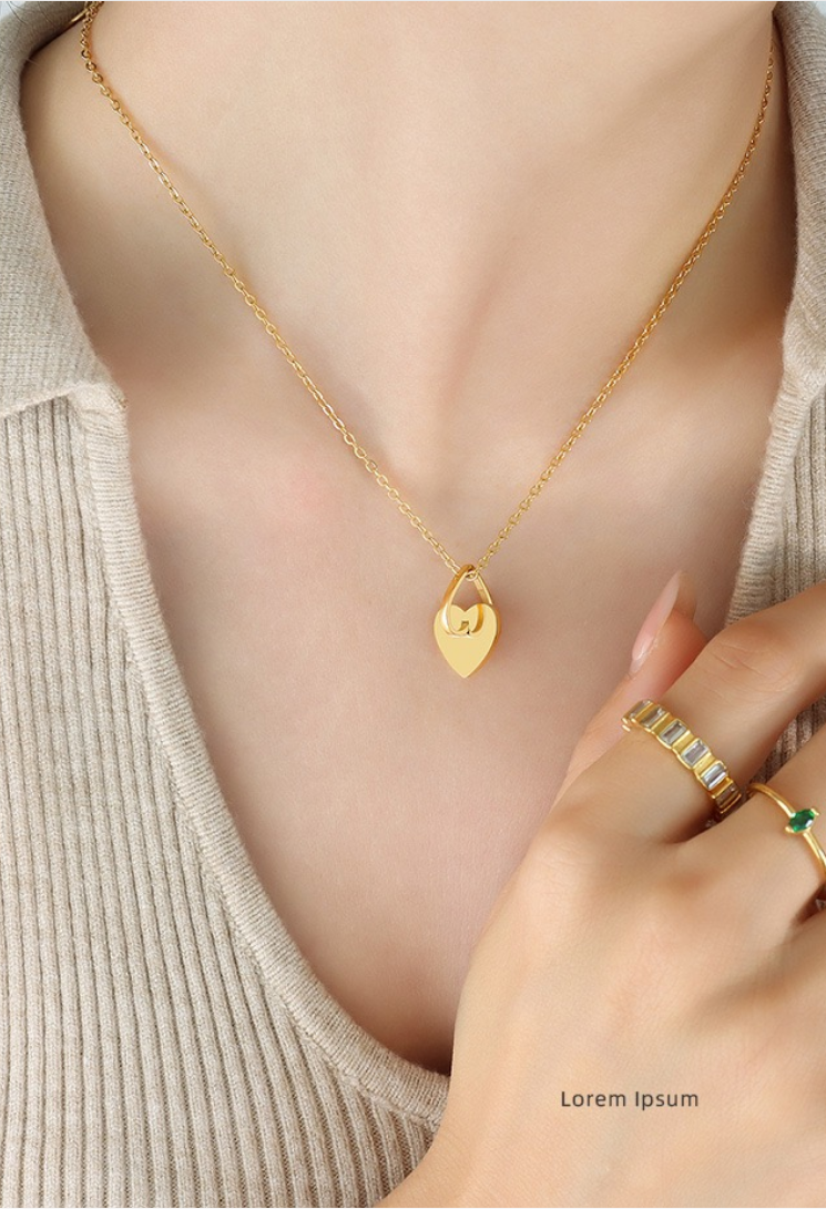18K Gold Hollow Heart Spliced Pendant Necklace, INS Stylish Design