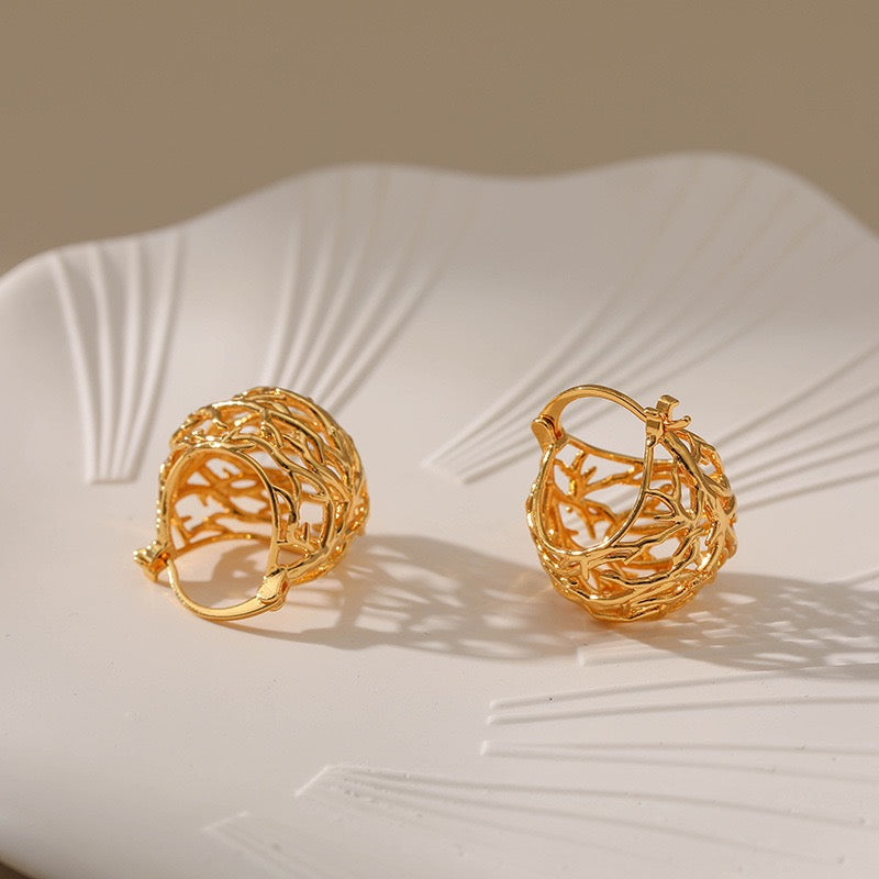 French Semi-Circle Birdcage Ear Cuff, 18K Gold Niche Geometric Style