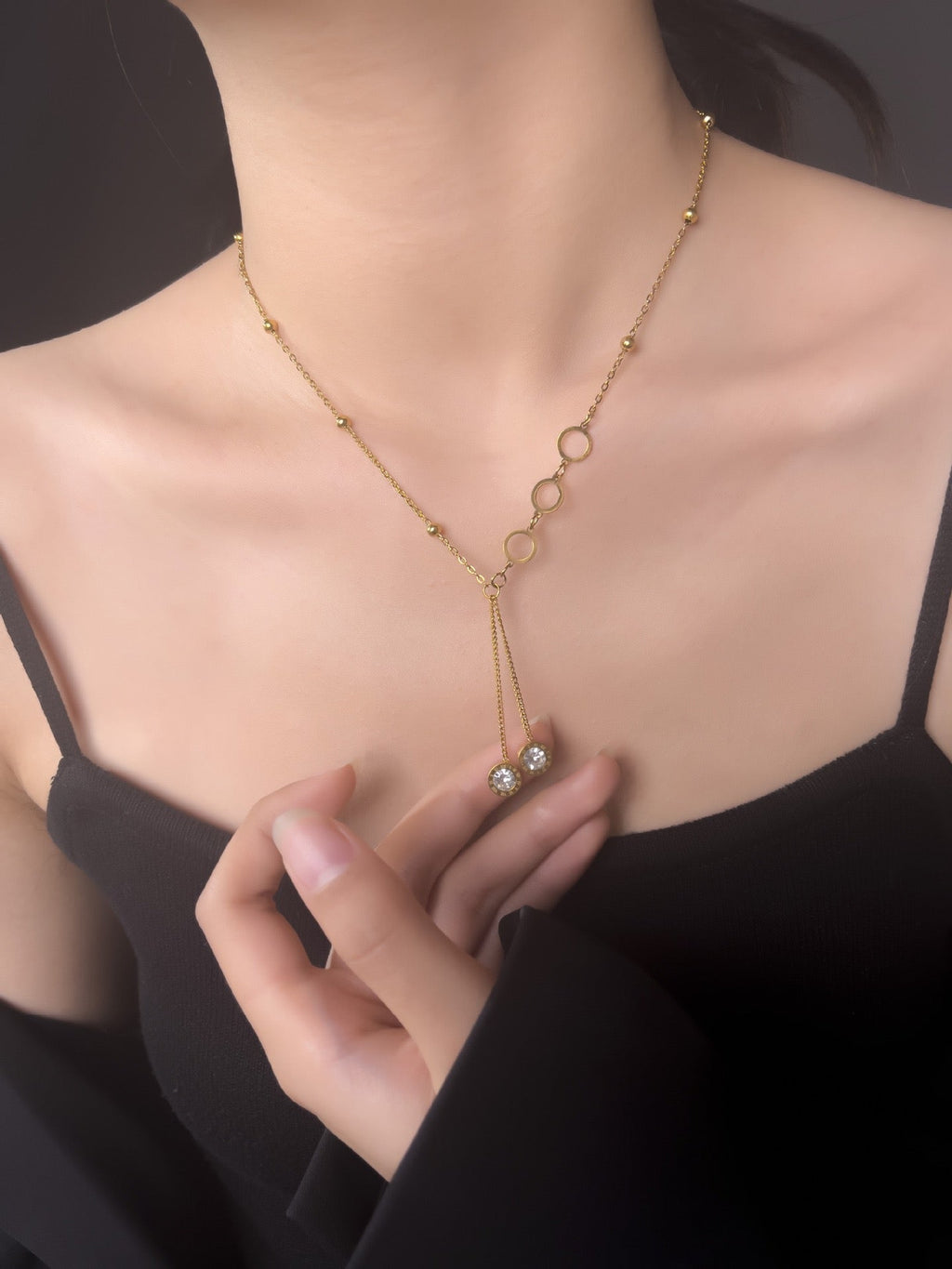 18K Gold Minimalist Luxury Versatile Long Tassel Diamond Circle Pendant Necklace