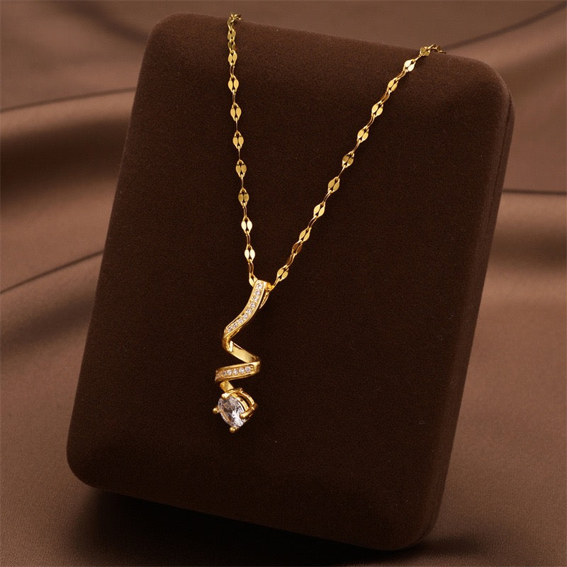 18K Gold Geometric Rotating Necklace, Light Luxury Minimalist Clavicle Chain