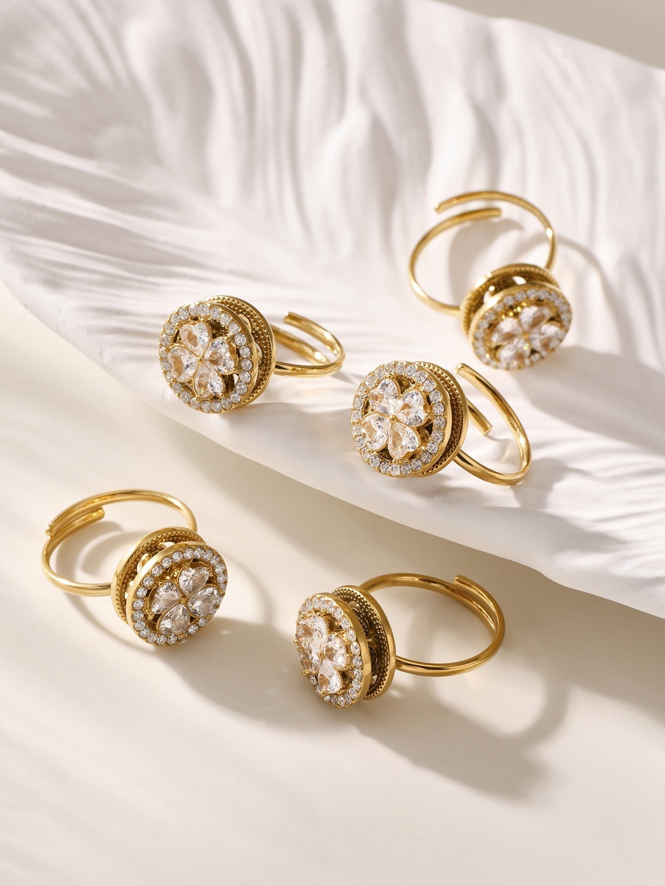 18K Gold Rotatable 5A Zircon Flower Jewelry Set, Necklace Earrings Ring Niche Elegant Set