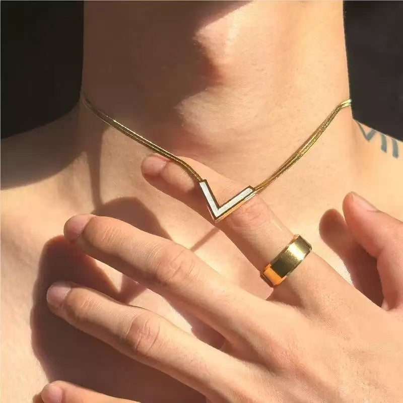 18K Gold V-Shape Flat Snake Necklace