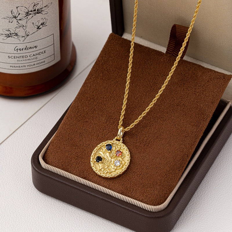 18K Gold Color Zircon Flower Pendant Necklace