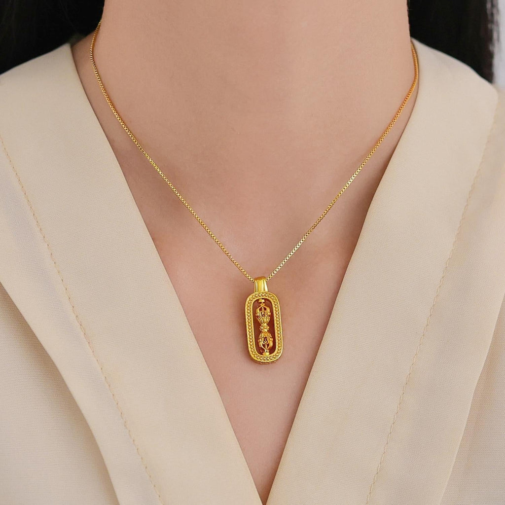 18K Vajra Pendant, Luxury Vintage Rotatable Necklace
