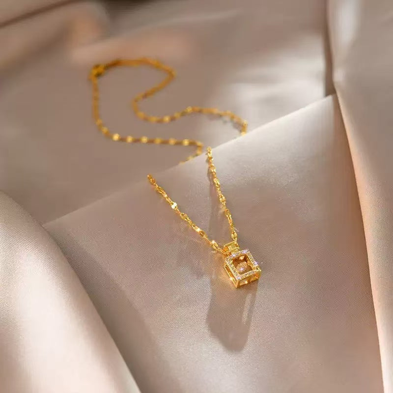 18K Gold Perfume Bottle Minimalist Necklace