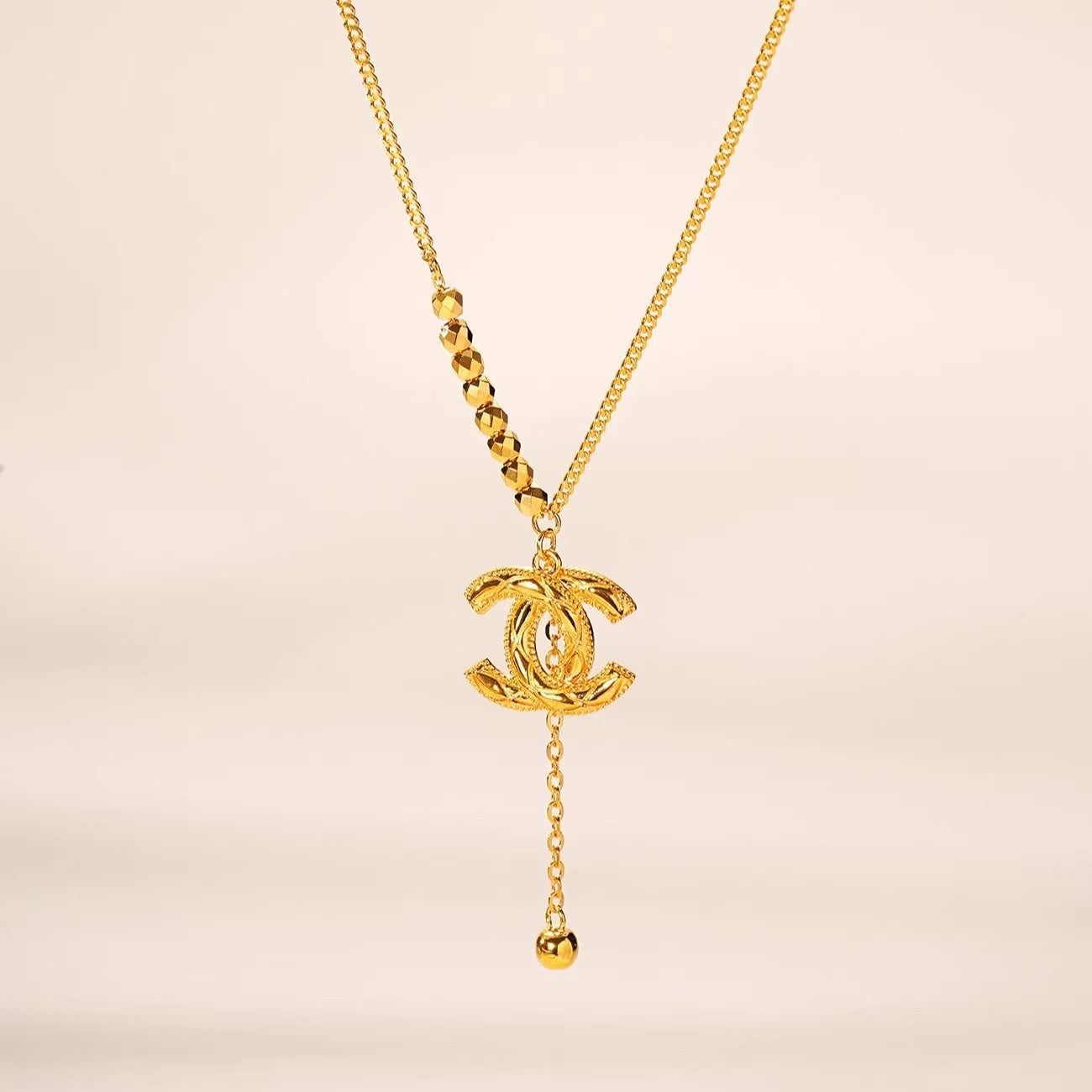 18K Gold Chanel Style Bead Clavicle Necklace
