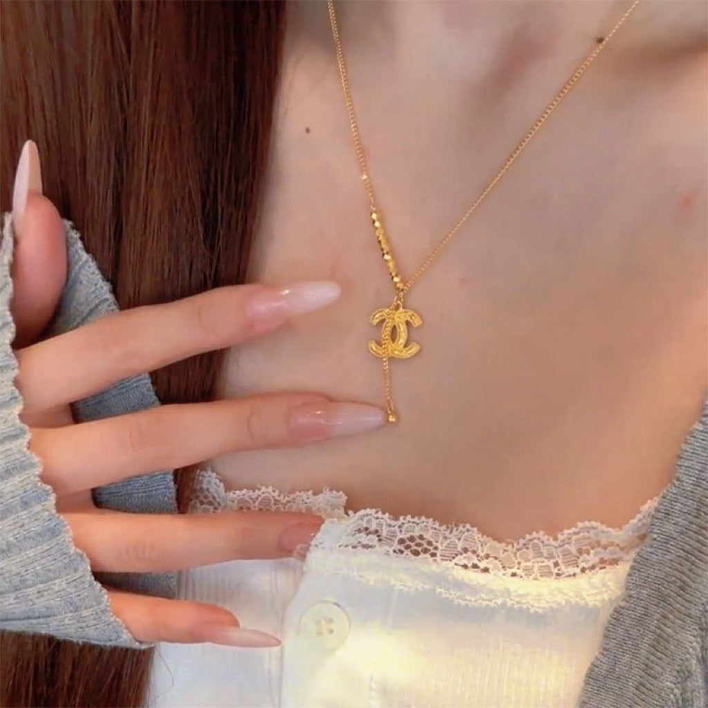 18K Gold Chanel Style Bead Clavicle Necklace