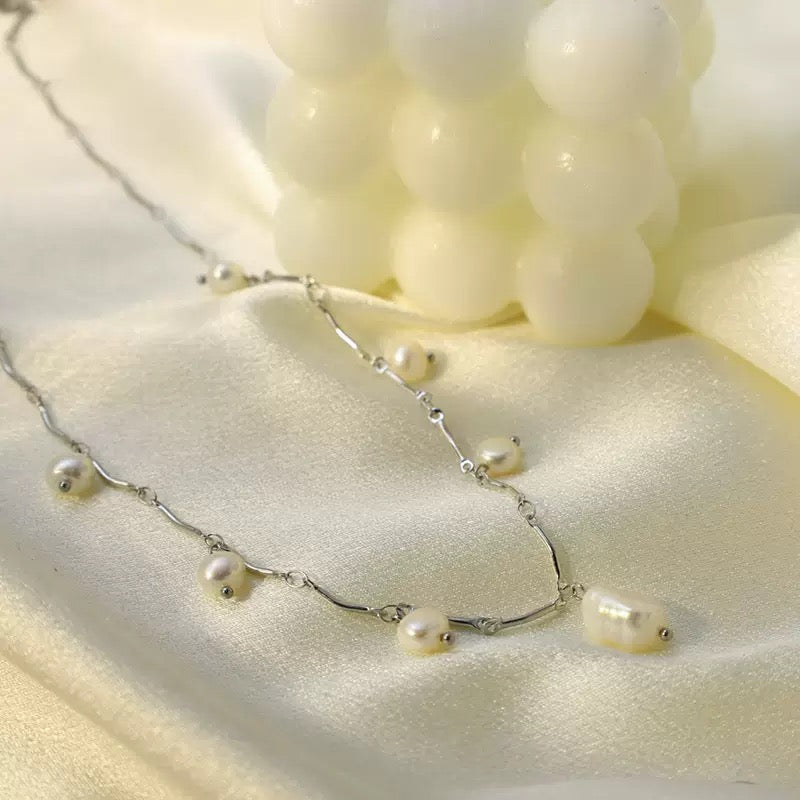 Oval Freshwater Pearl Pendant Choker