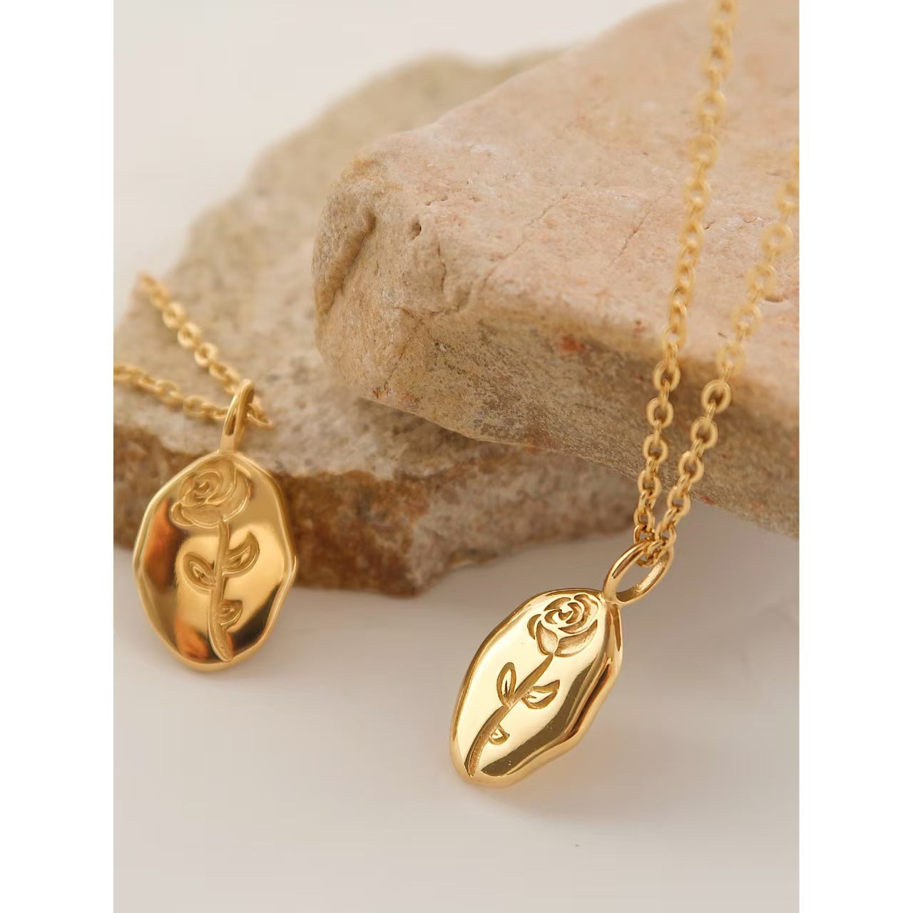 14K Gold Rose Irregular Pendant Choker