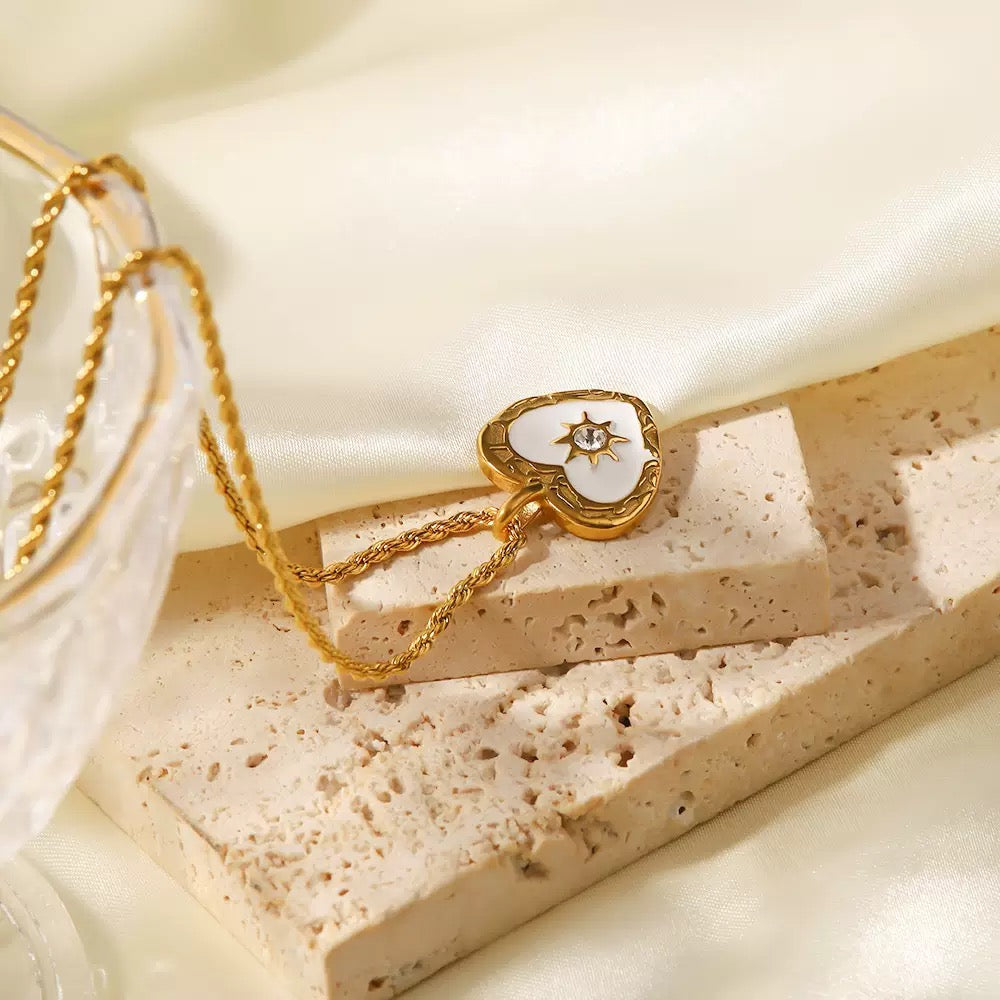 14K Gold Vintage Braided Heart Necklace