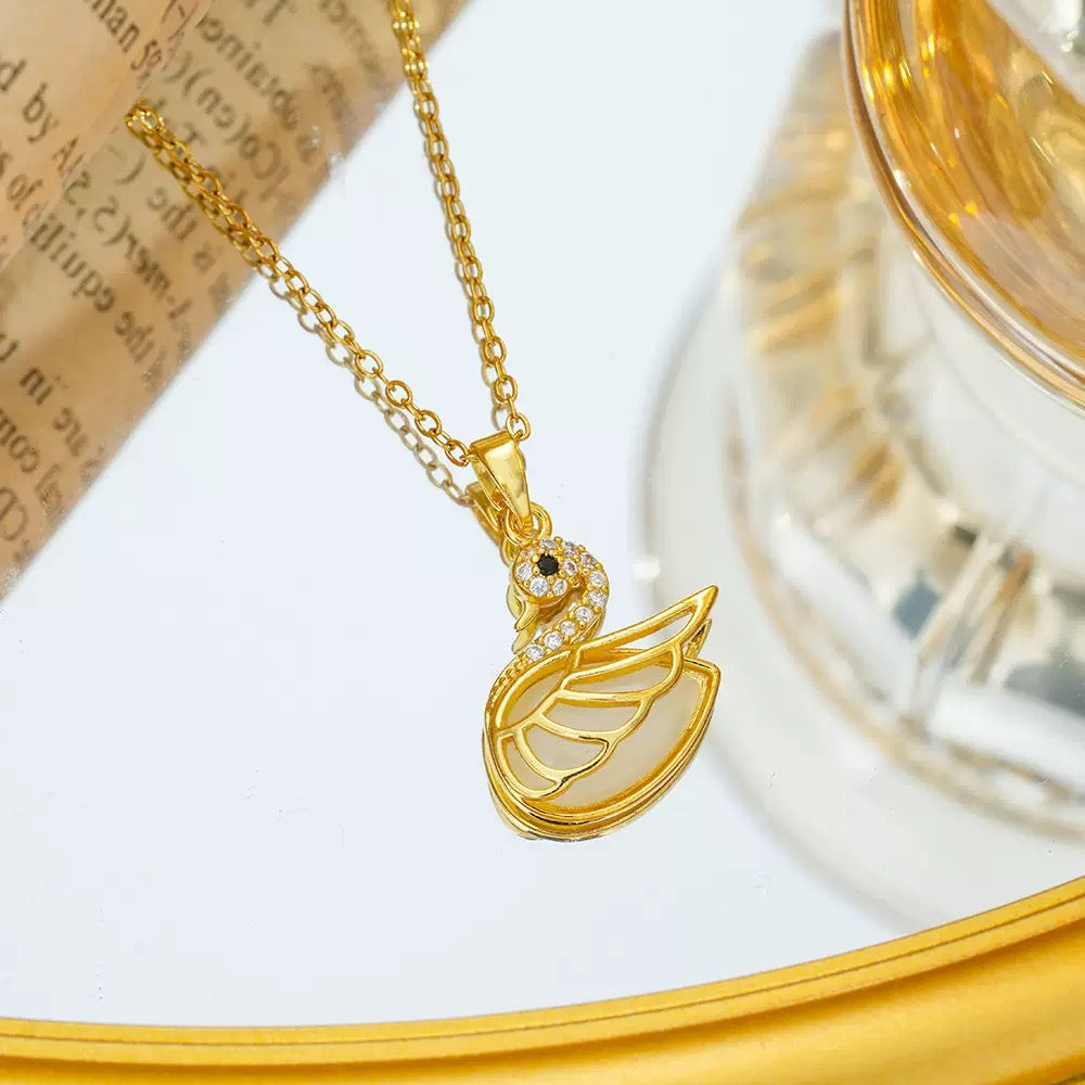 14k Gold Cat’s Eye Swan Choker Necklace