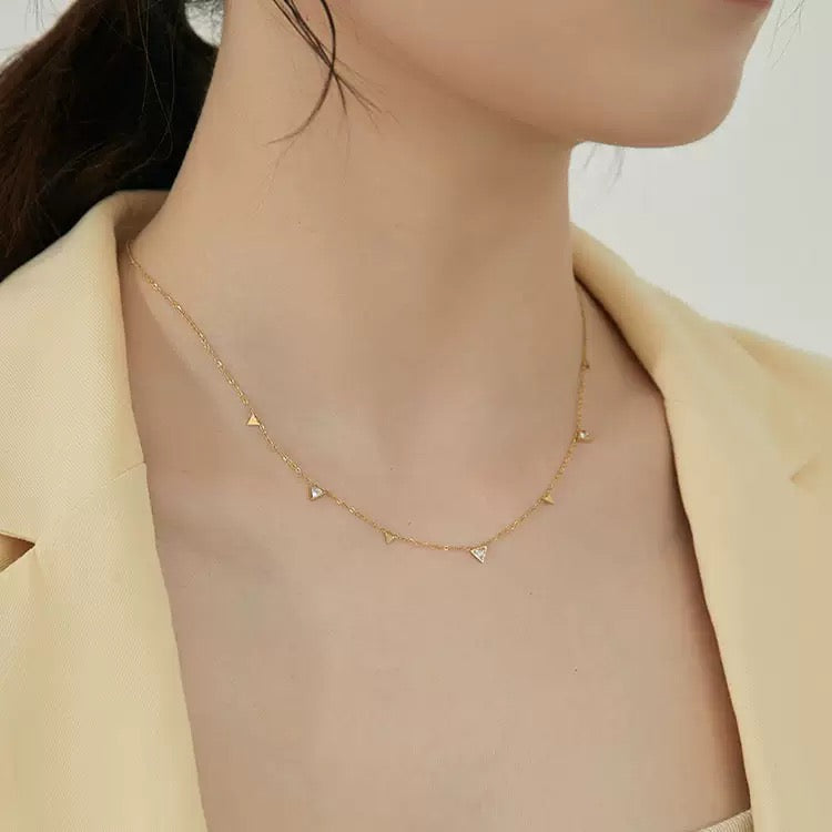 14k Gold Teardrop Triangle Tassel Zircon Necklace