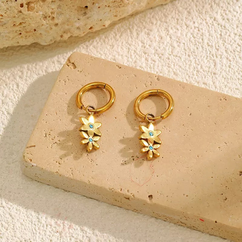 14k Gold Flower Drop Earrings