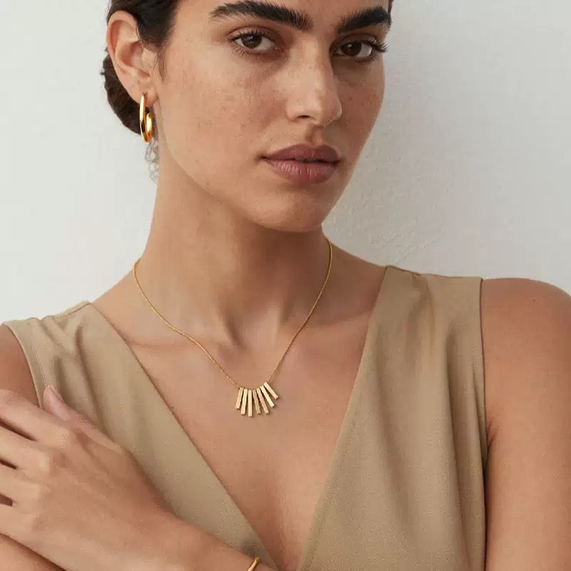 18K Gold Small Gold Bar Tassel Necklace