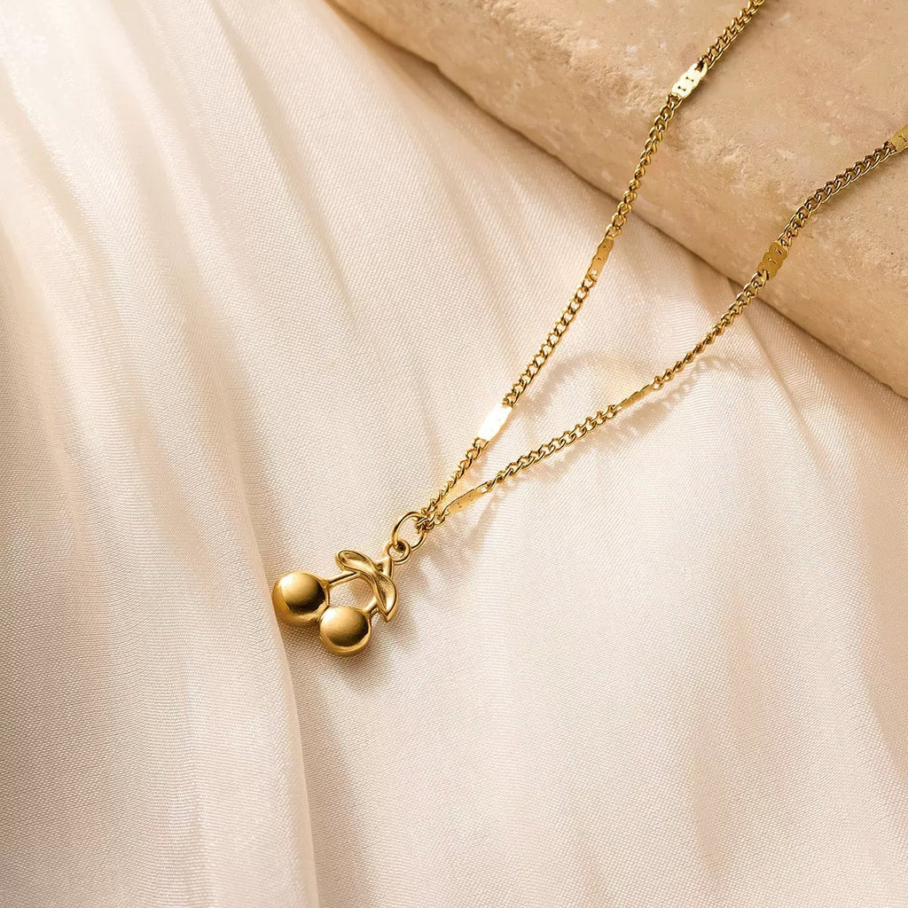 18k Gold Small Cherry Collarbone Chain