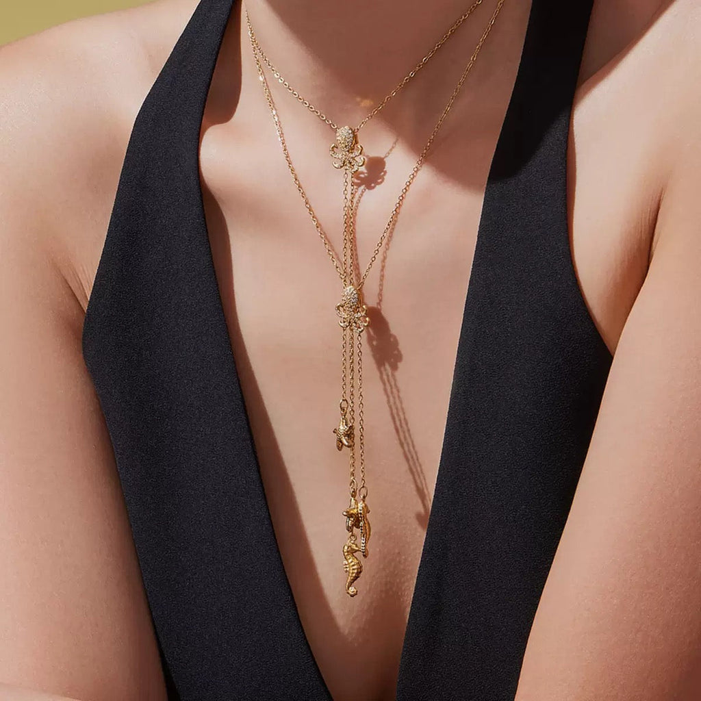14k Gold Sugar Cube Sparkle Three Treasures of Sea Tassel Pendant