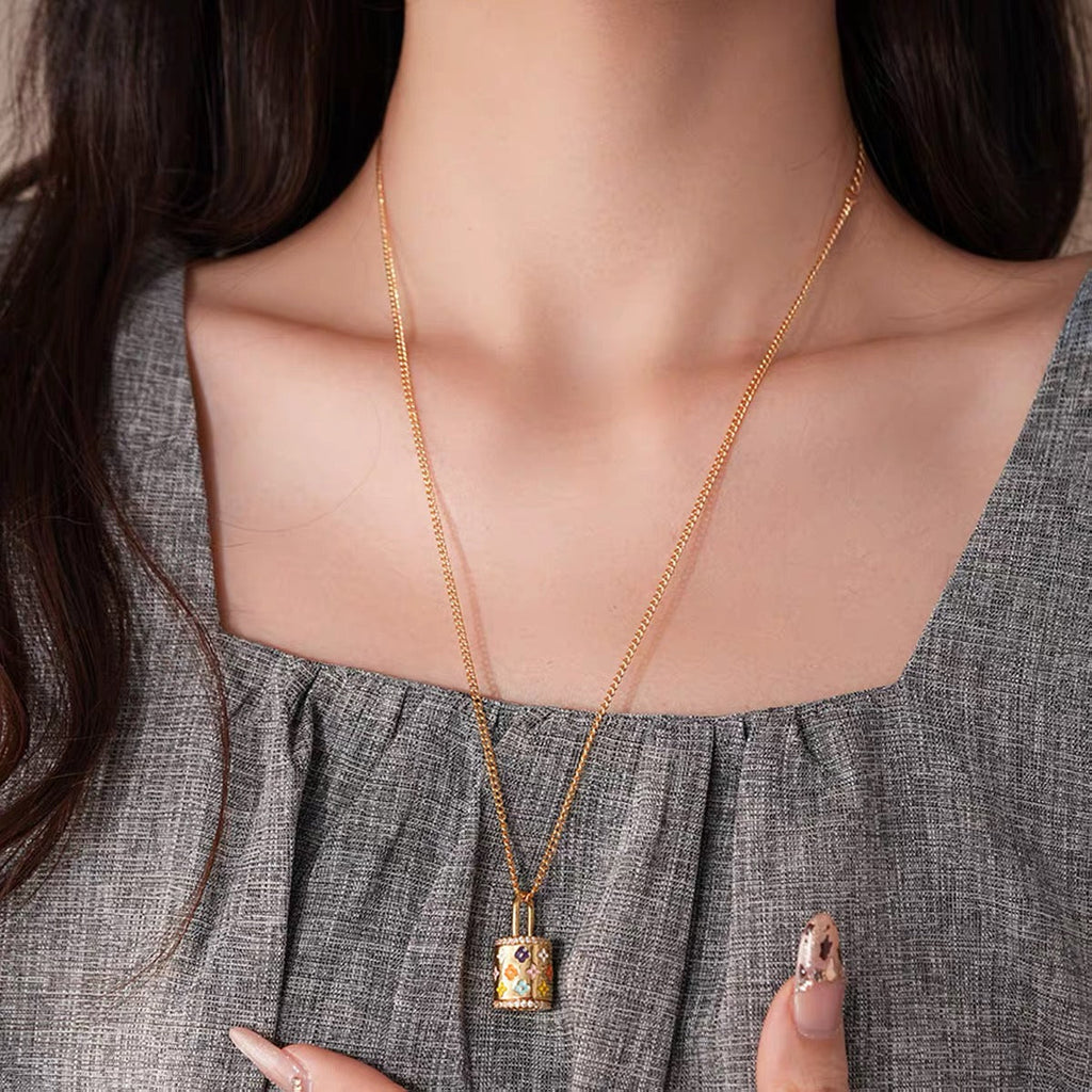 14K Gold Floral Bucket Bag Charm Necklace
