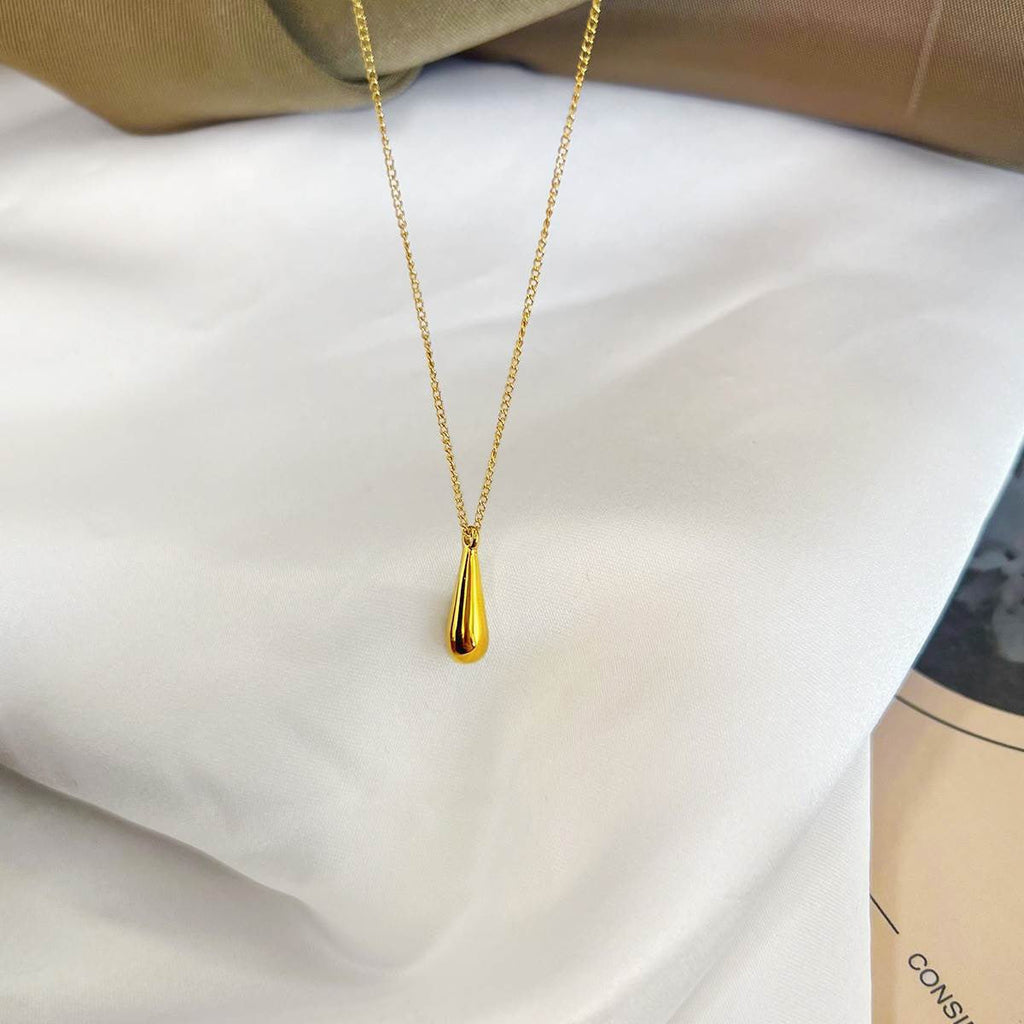 14K Gold Western-Style Teardrop Pendant Necklace
