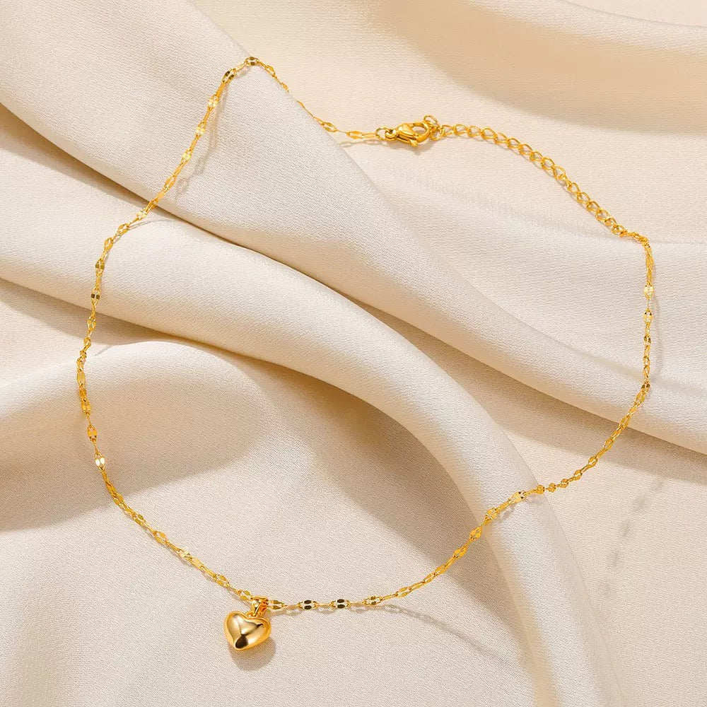 14K Gold Heart Pendant Necklace (Western Style)