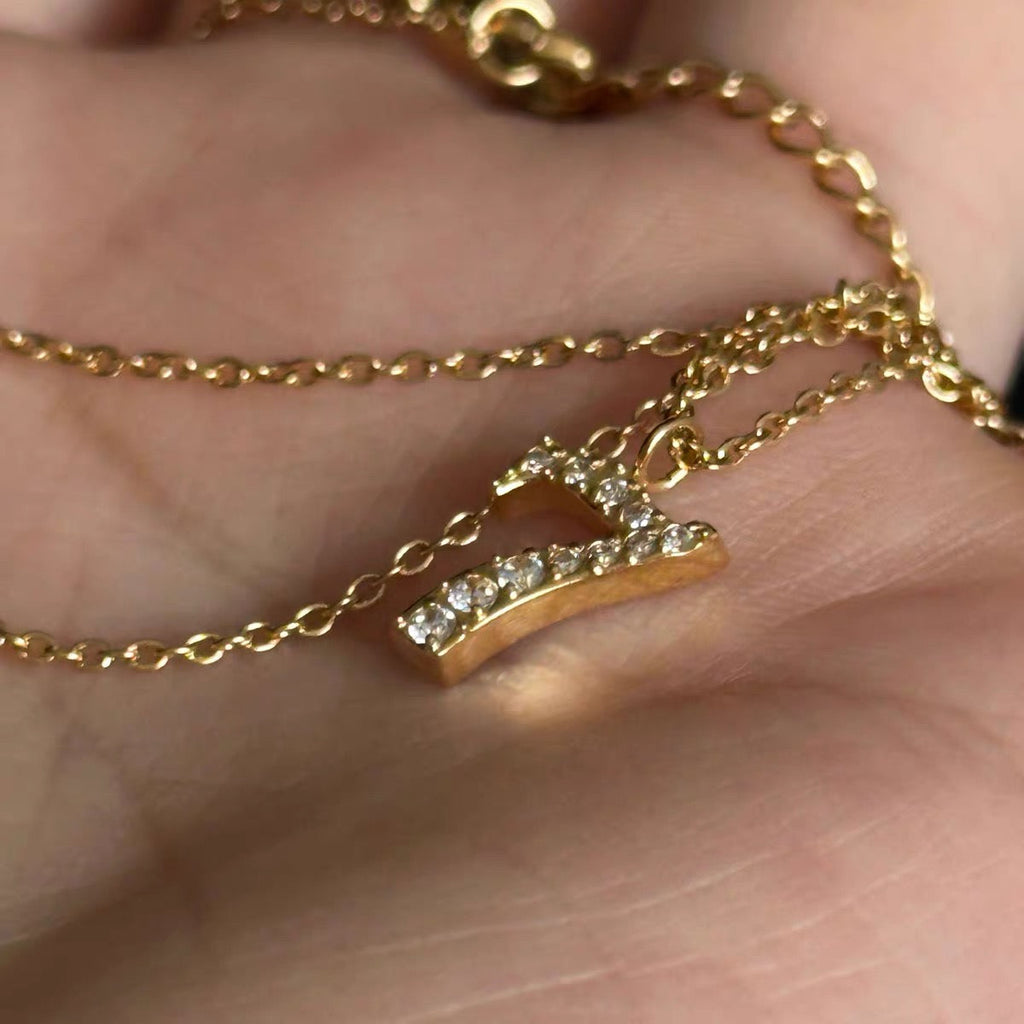 Cristiano Ronaldo-style 14K gold lucky number 7 necklace