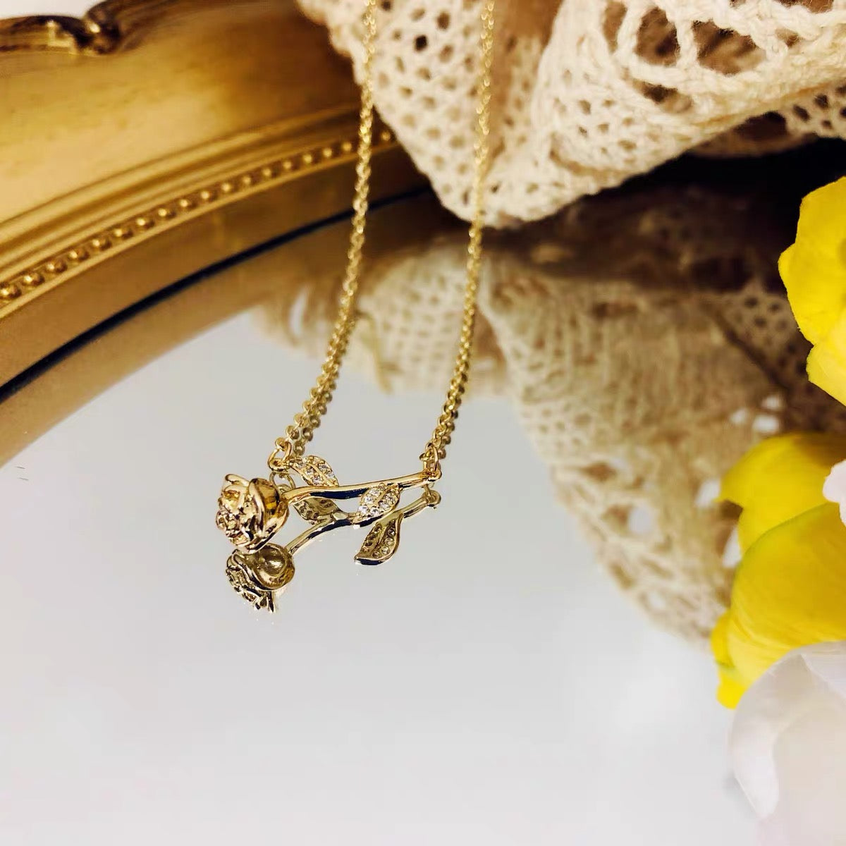 14K Rose Gold Collarbone Pendant Necklace