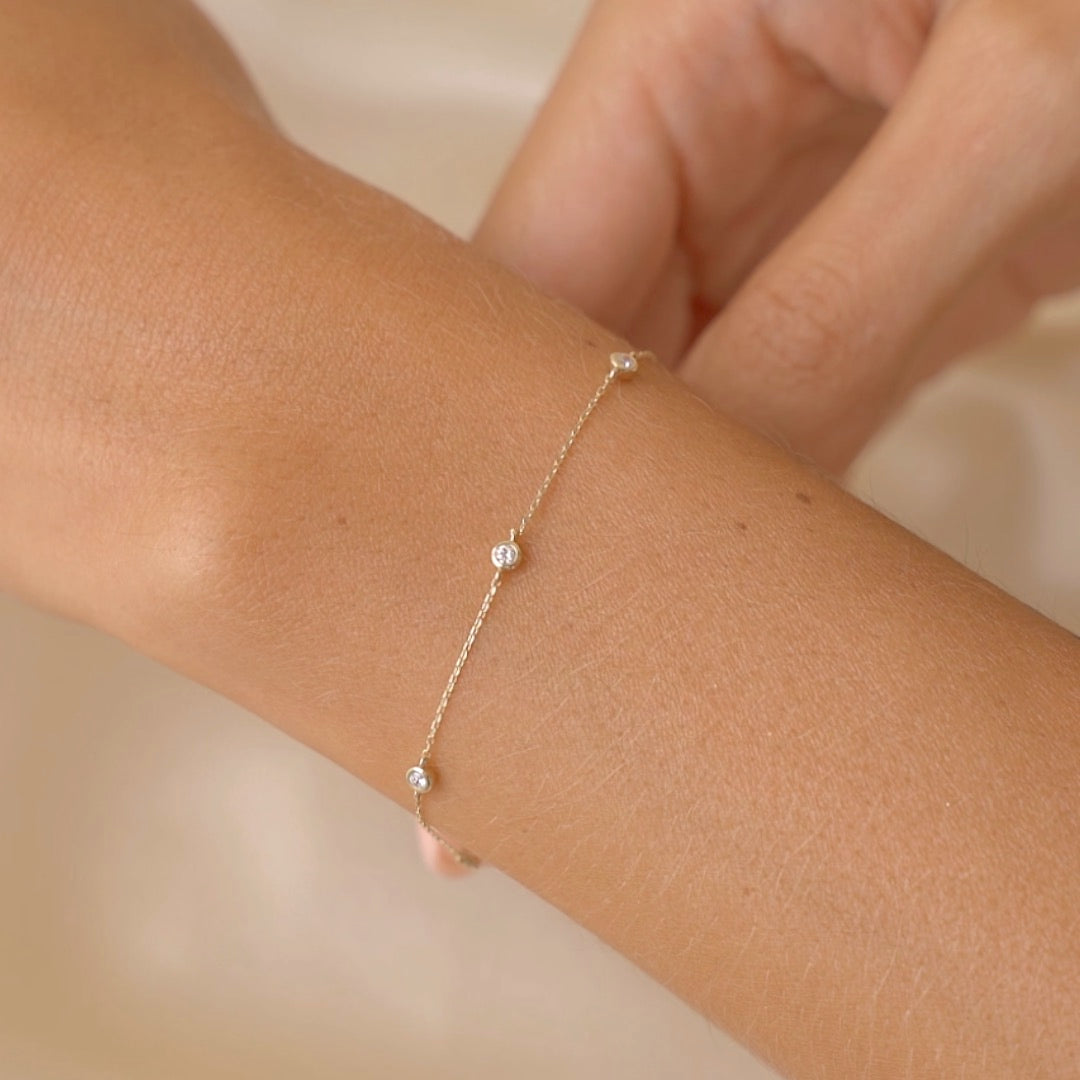 Bezel Set Diamond Bracelet 14k Gold - Vilda