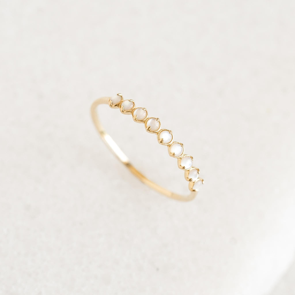 June Birthstone Ring 14k Gold - Mother of Pearl
