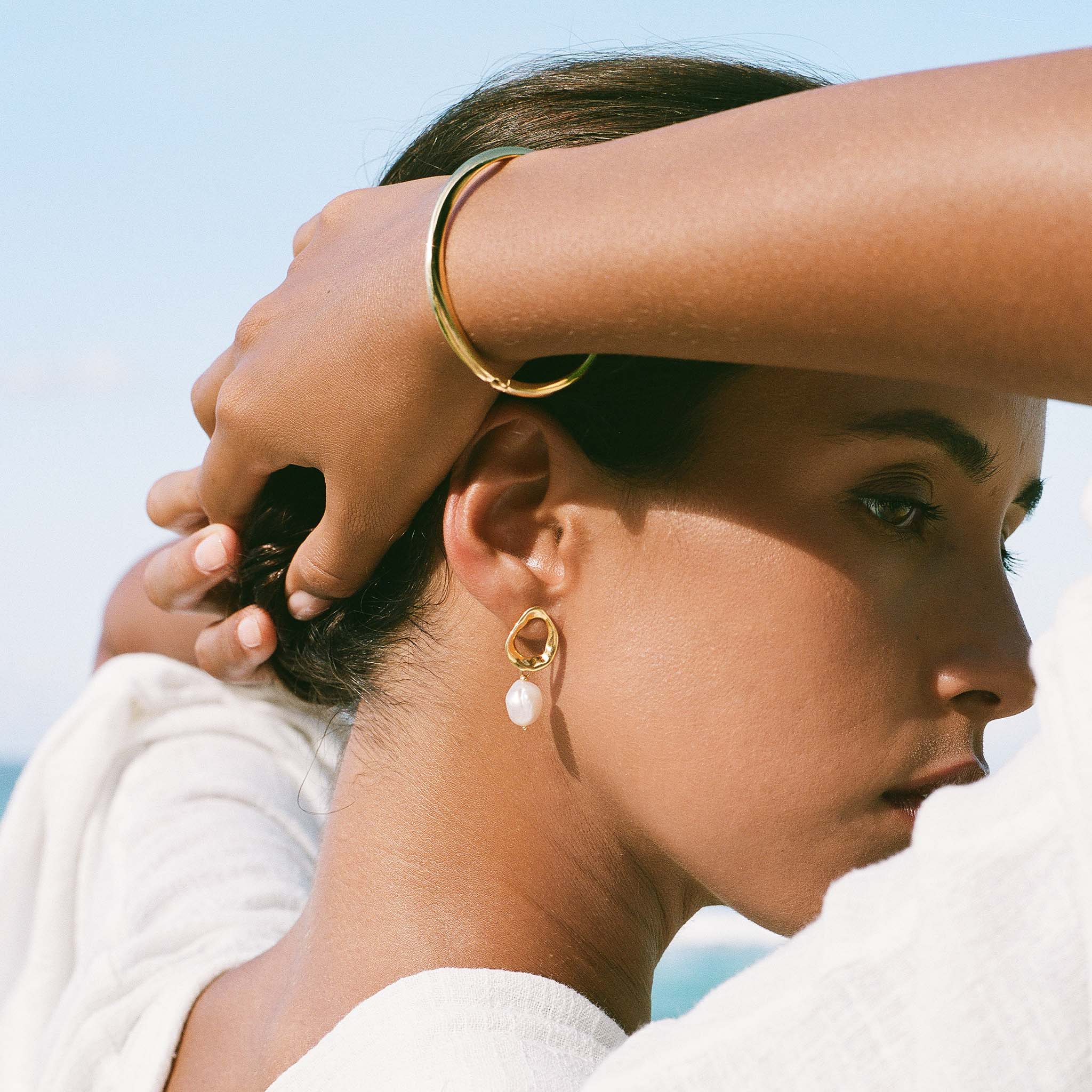 Gold Organic Bangle M/L - Aelia