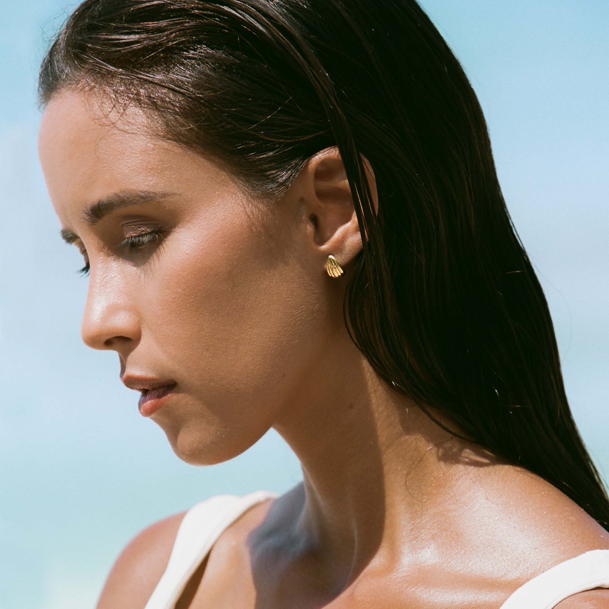 Scalloped Huggie Earrings - Tulisa